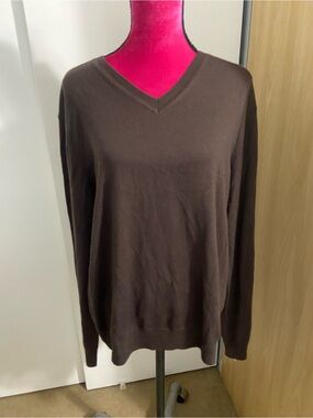 Stewart of Scotland brown wool v neck sweater XL NWT
